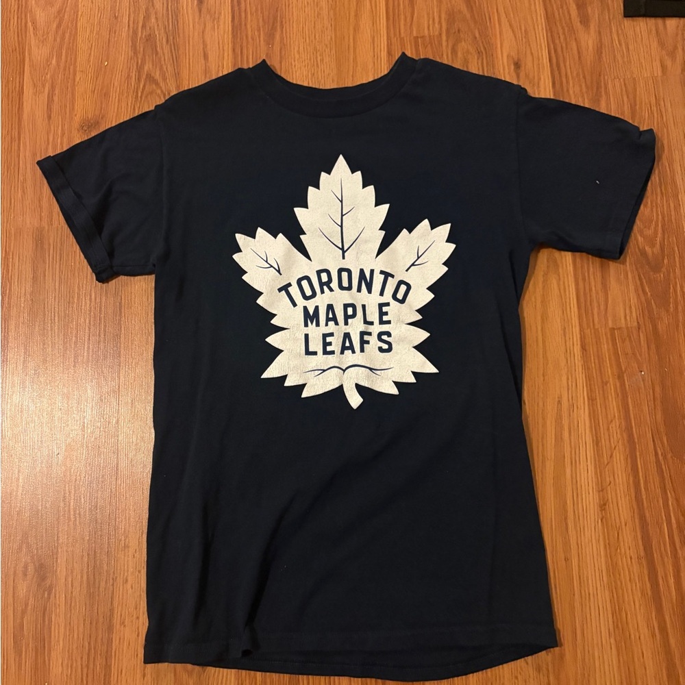 Toronto Maple Leafs Men's Navy Graphic Tee